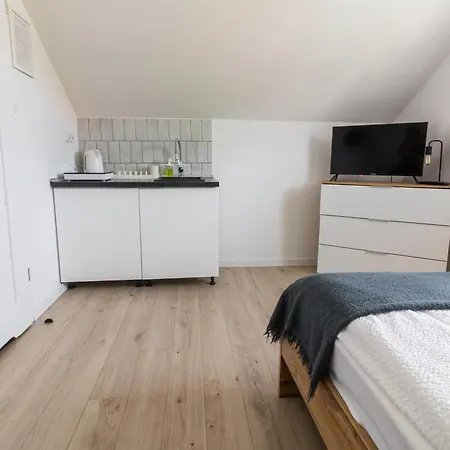 Ada Apartment