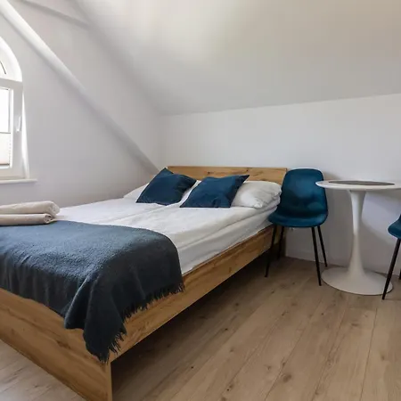 Ada Apartment *