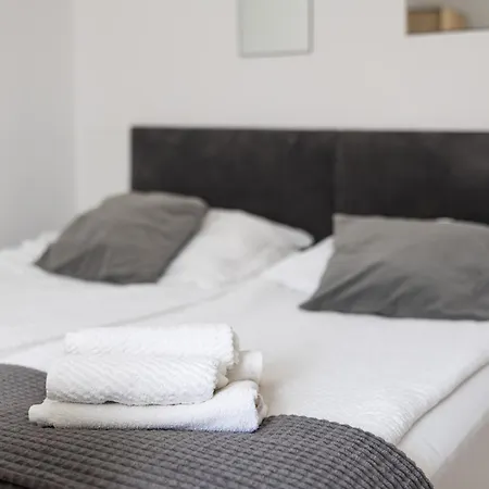 Apartment Ada *