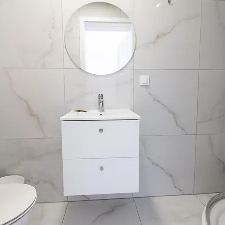 Apartment Ada