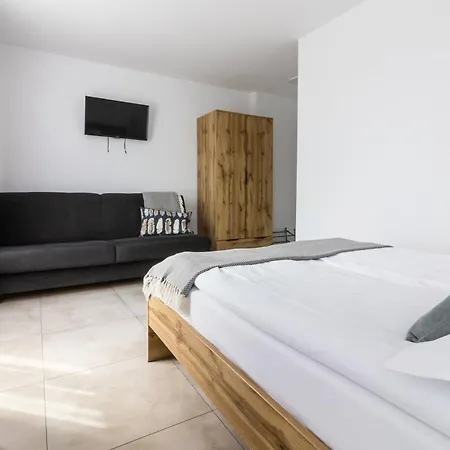Apartment Ada *