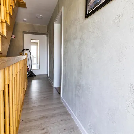 Ada Apartment